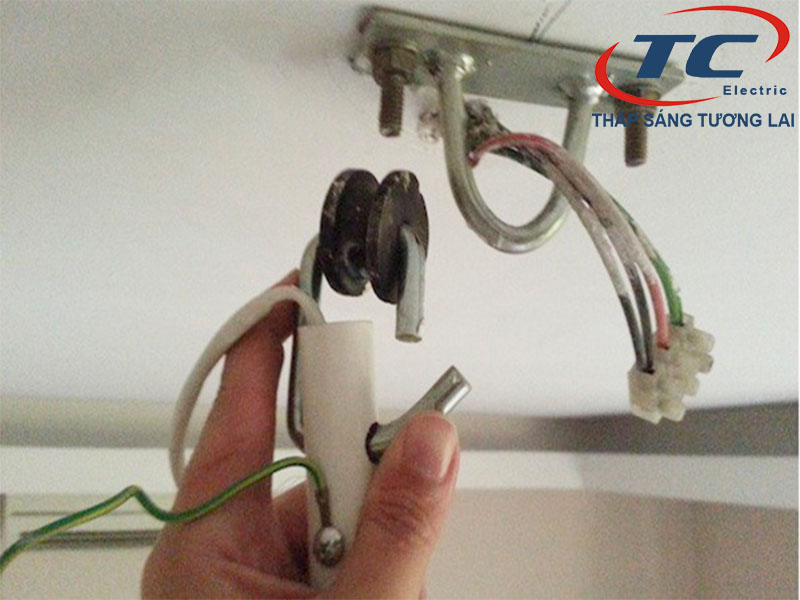hướng dẫn lắp đặt quạt trần panasonic tại nhà