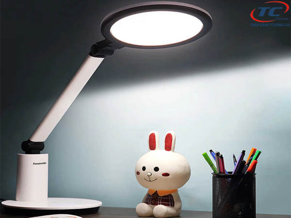 Công suất đèn giúp cho việc bảo vệ đôi mắt của người dùng