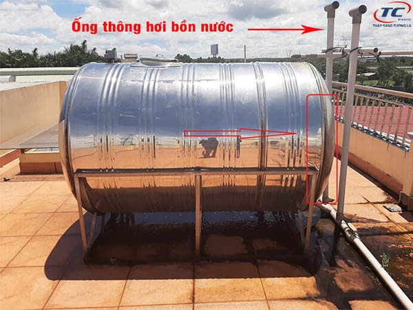 Cách 1: Lắp ống thông hơi cho bồn nước