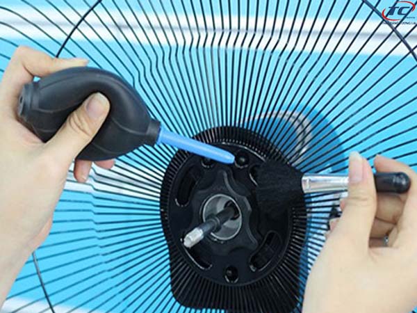 Tra dầu cho quạt là gì?