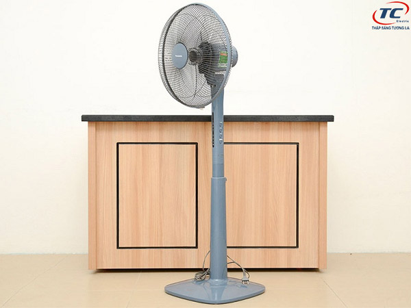 Dai-ly-quat-panasonic-tai-tphcm-2